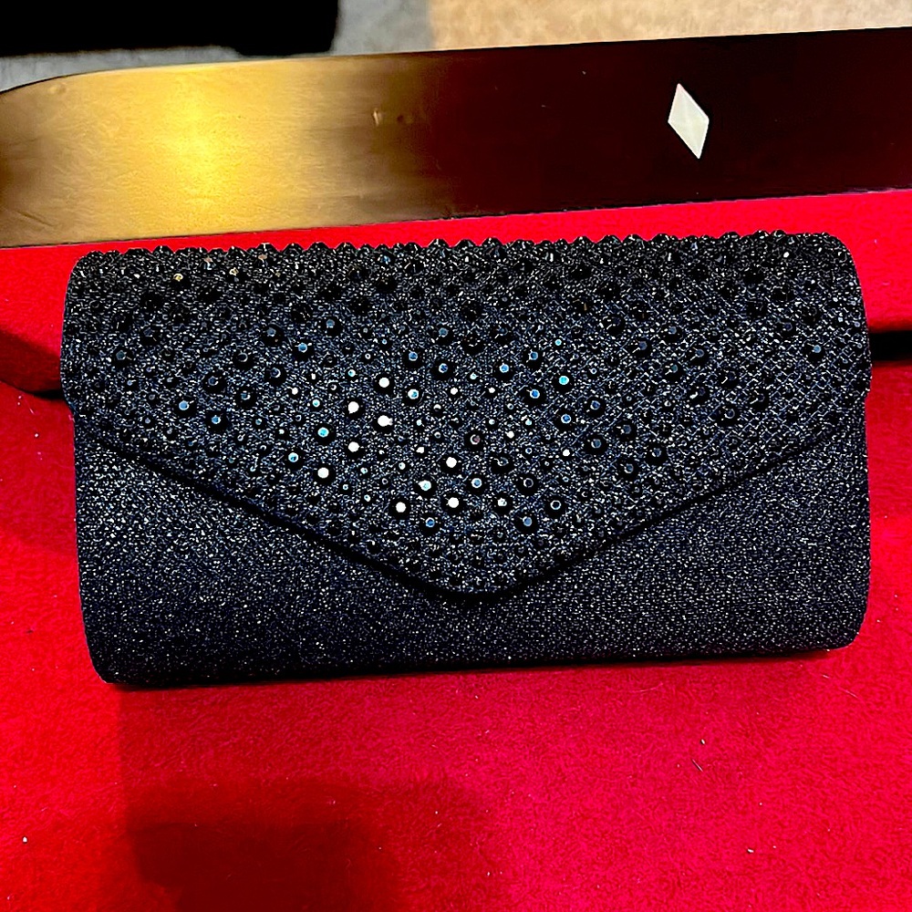 NWOT Little black beaded clutch/evening purse